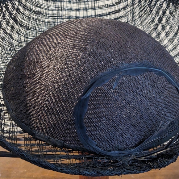 Kentucky Derby black fascinator hat ASO Kate Middleton - Picture 9 of 9